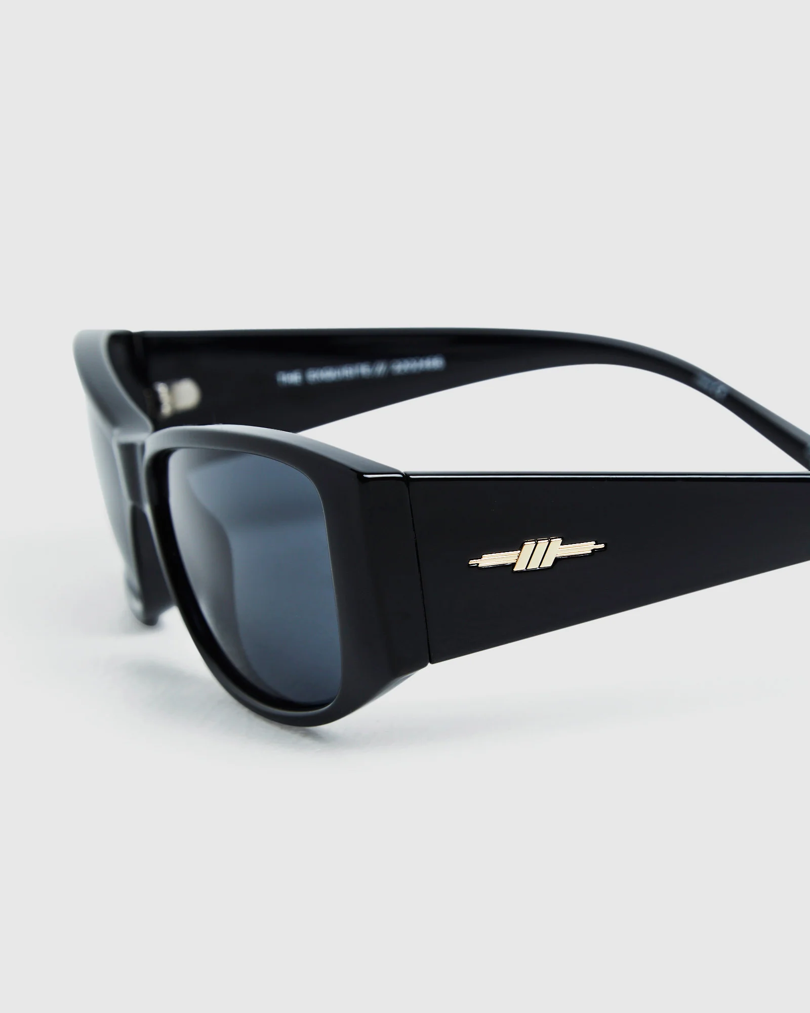 The Exquisite Sunglasses Black Smoke Mono - Image 4
