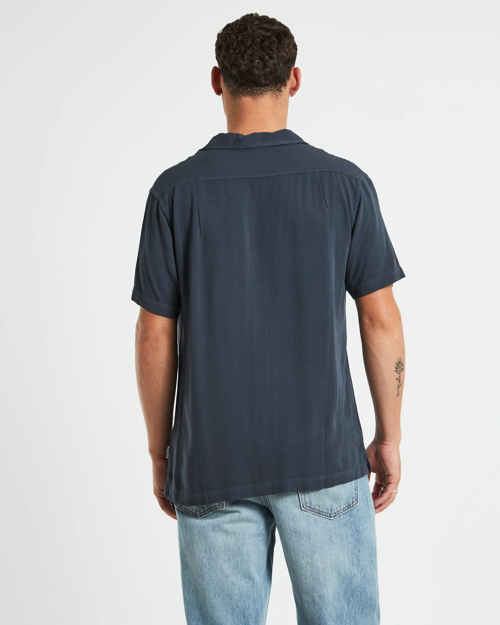 The Reckoner Resort Short Sleeve Shirt Dusty Black - Image 2