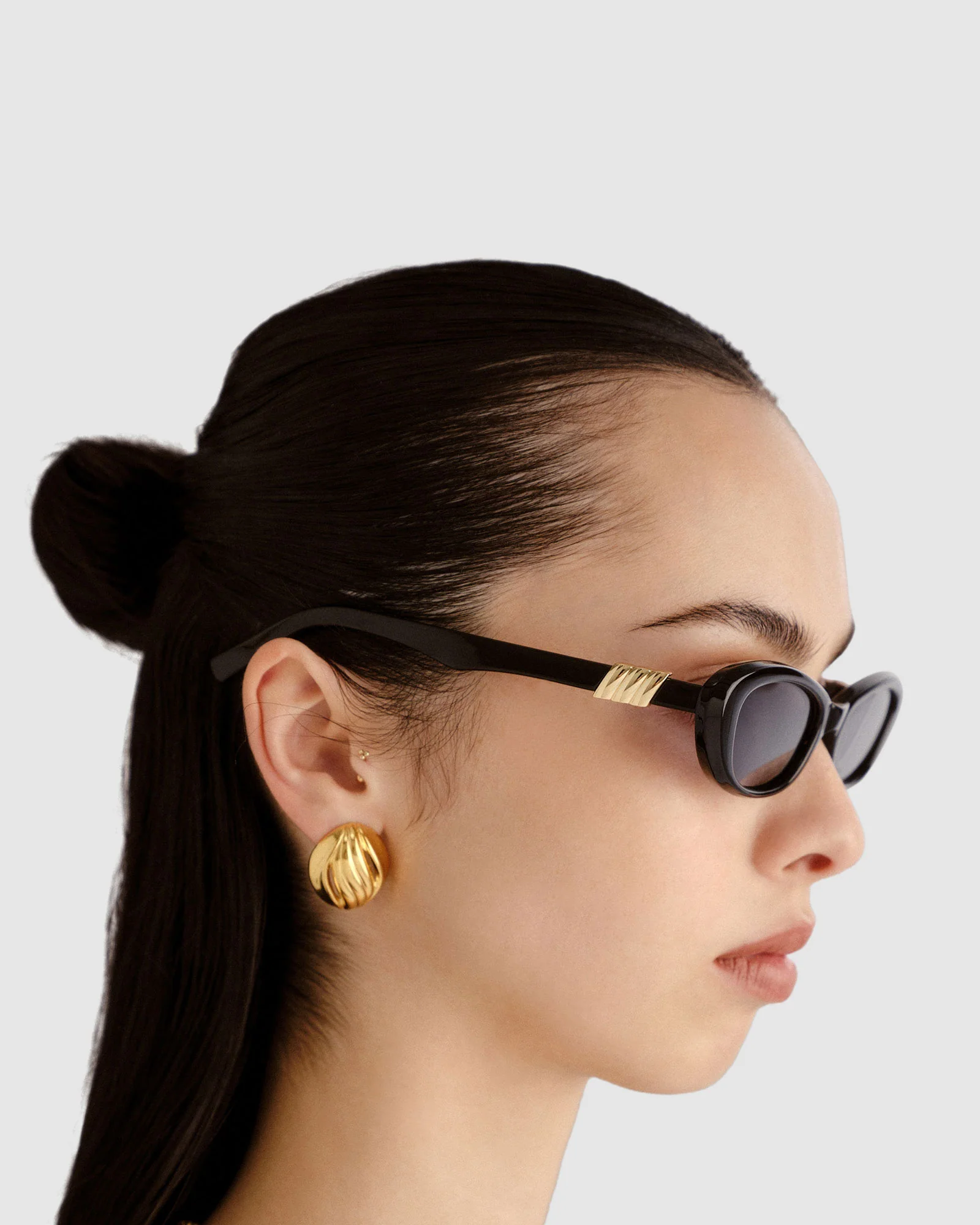 The Whisperer Sunglasses - Image 5