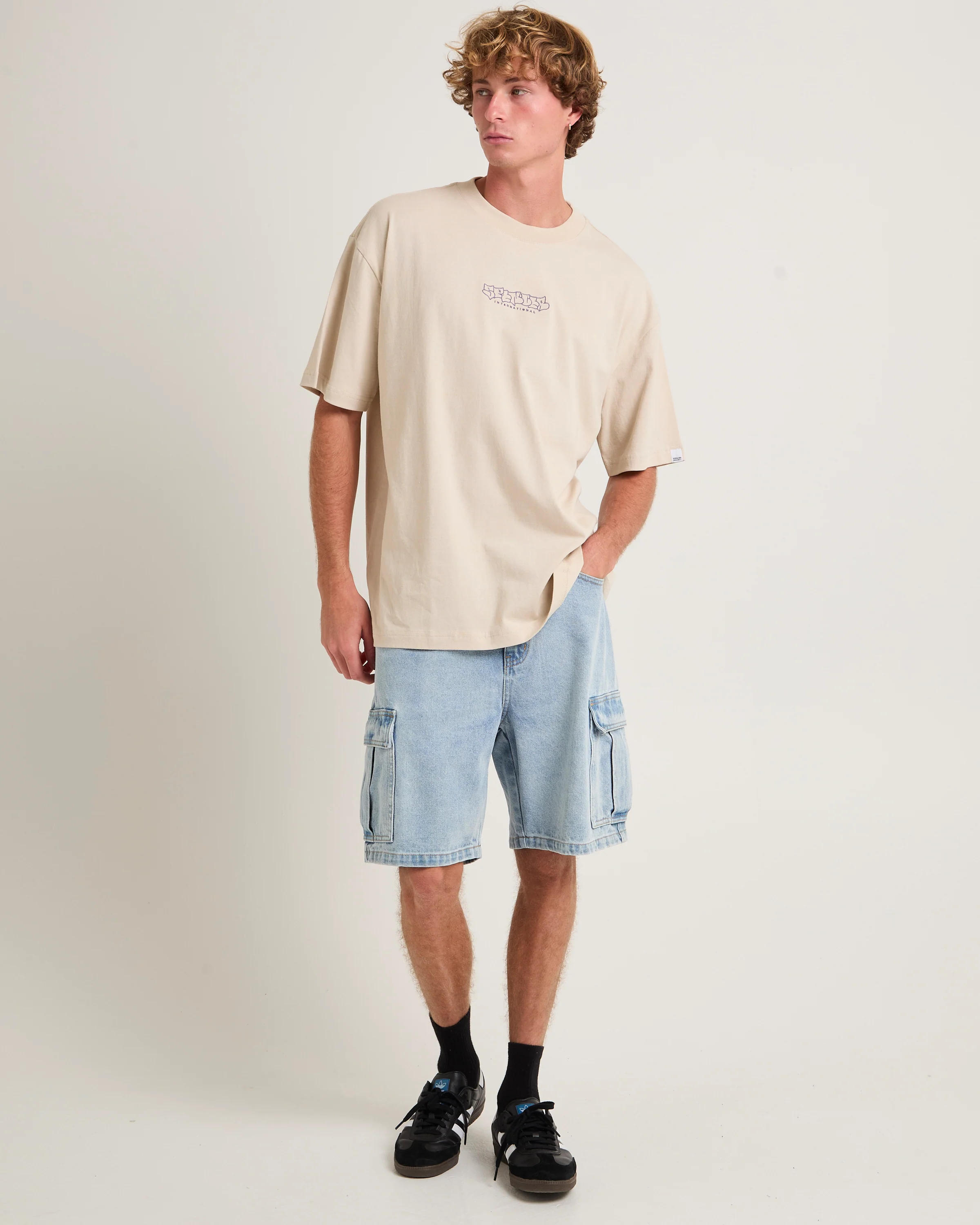 Throwie T-Shirt - Image 3