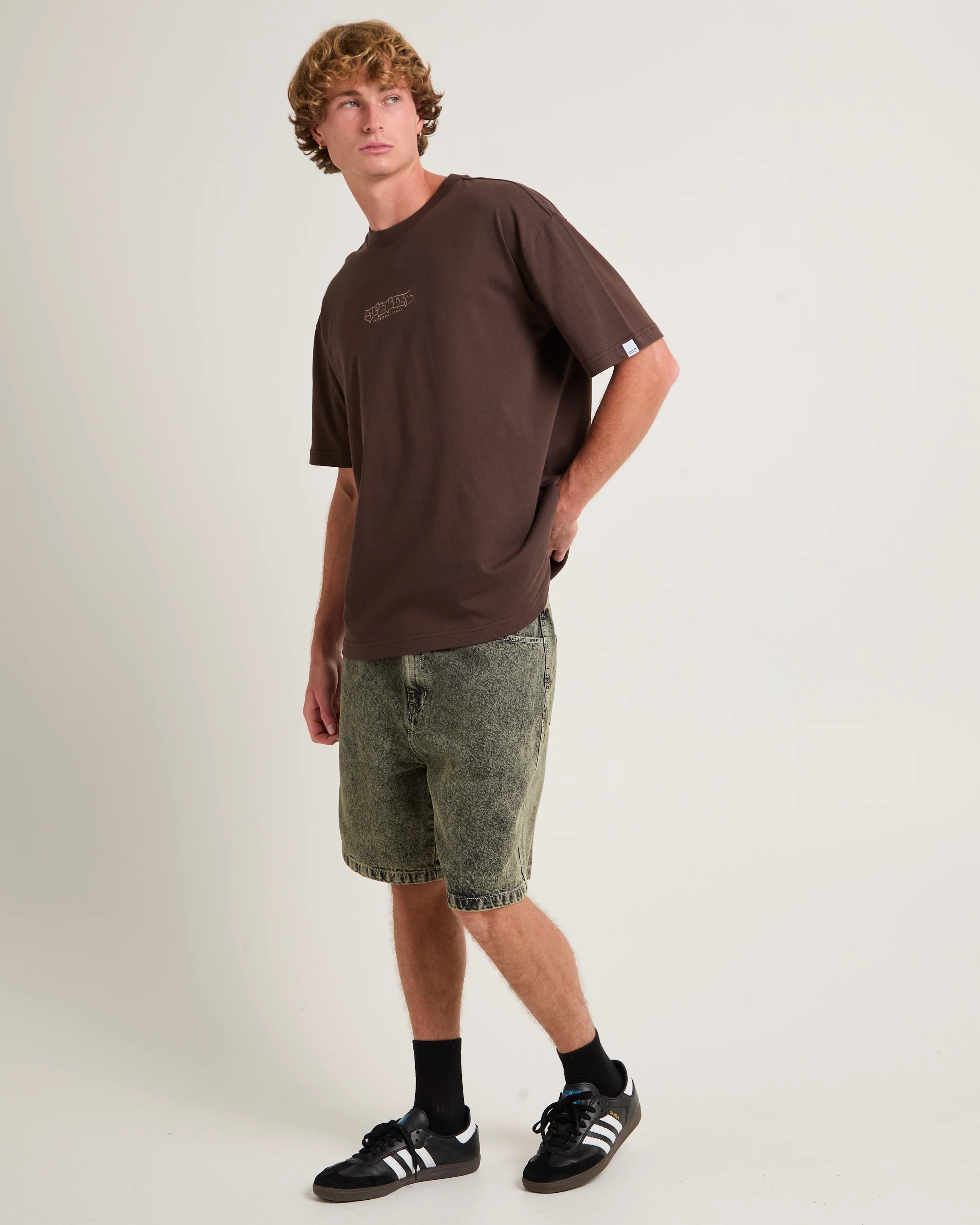 Throwie T-Shirt - Image 4