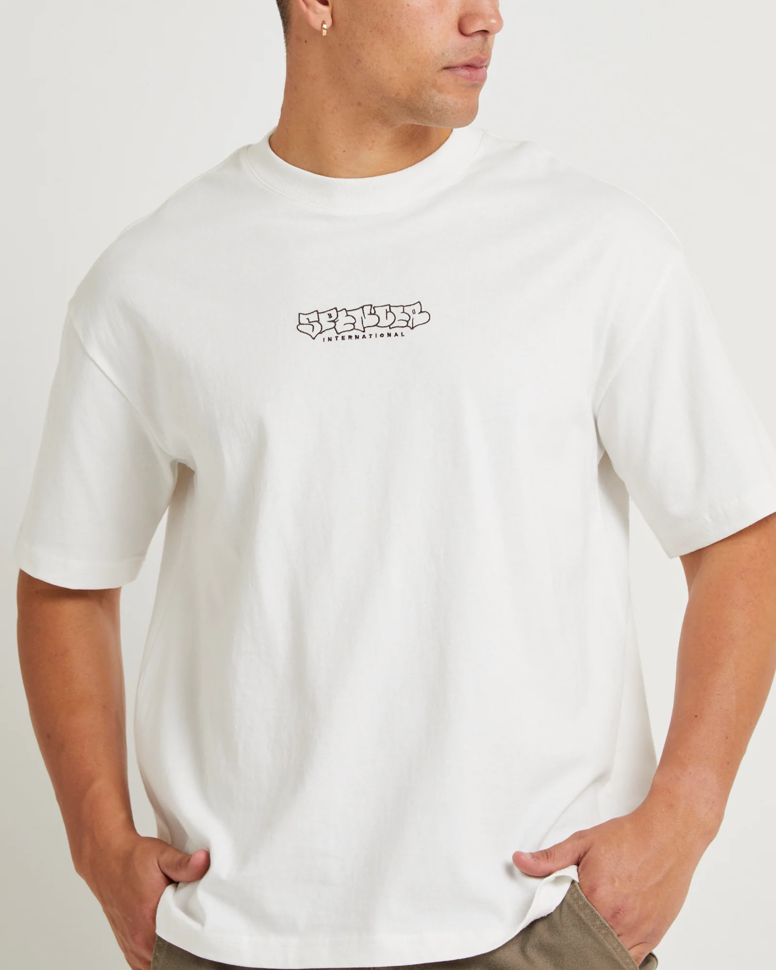 Throwie T-Shirt - Image 5
