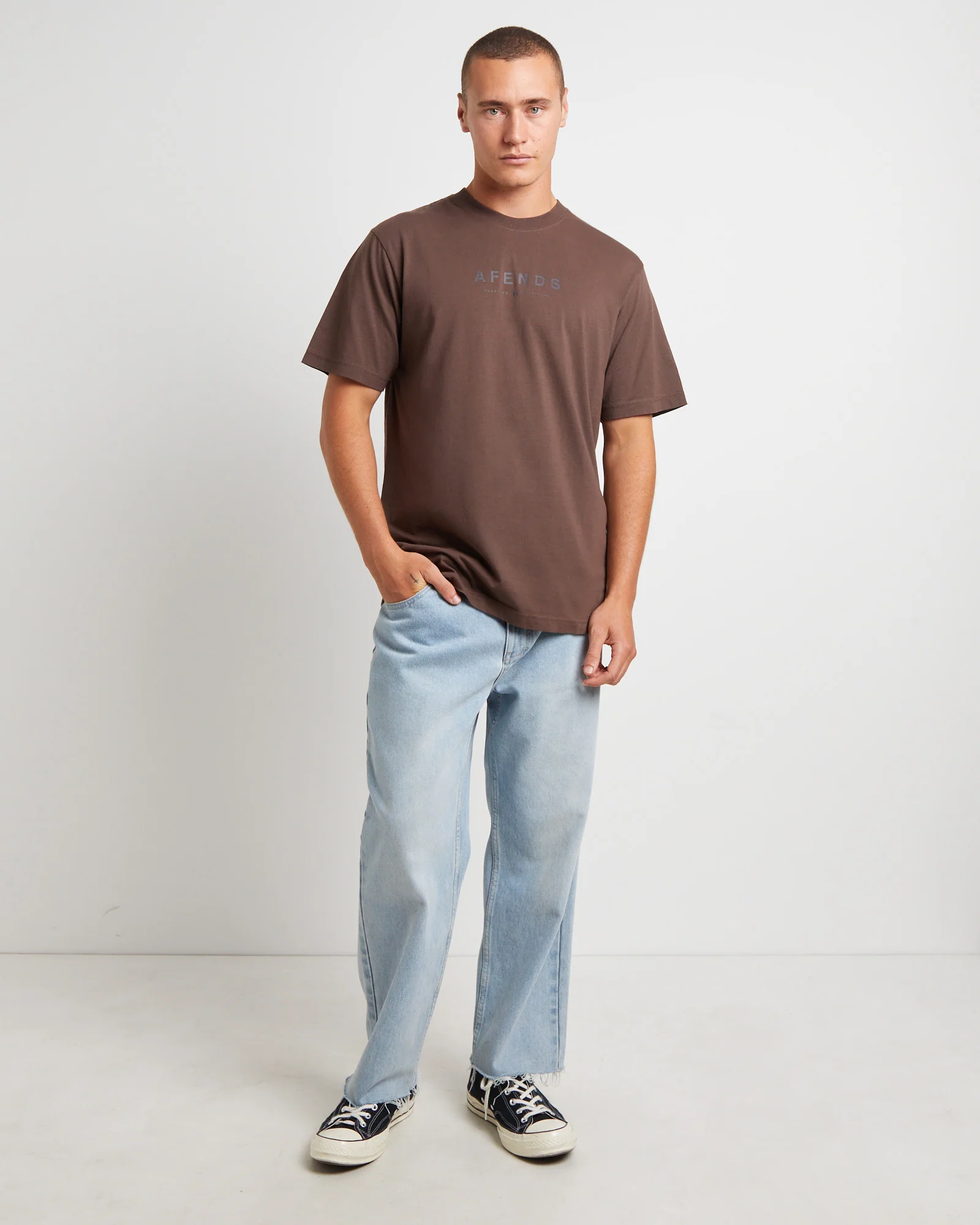 Thrown Out Recycled Retro Fit T-Shirt in Earth Brown - Image 3