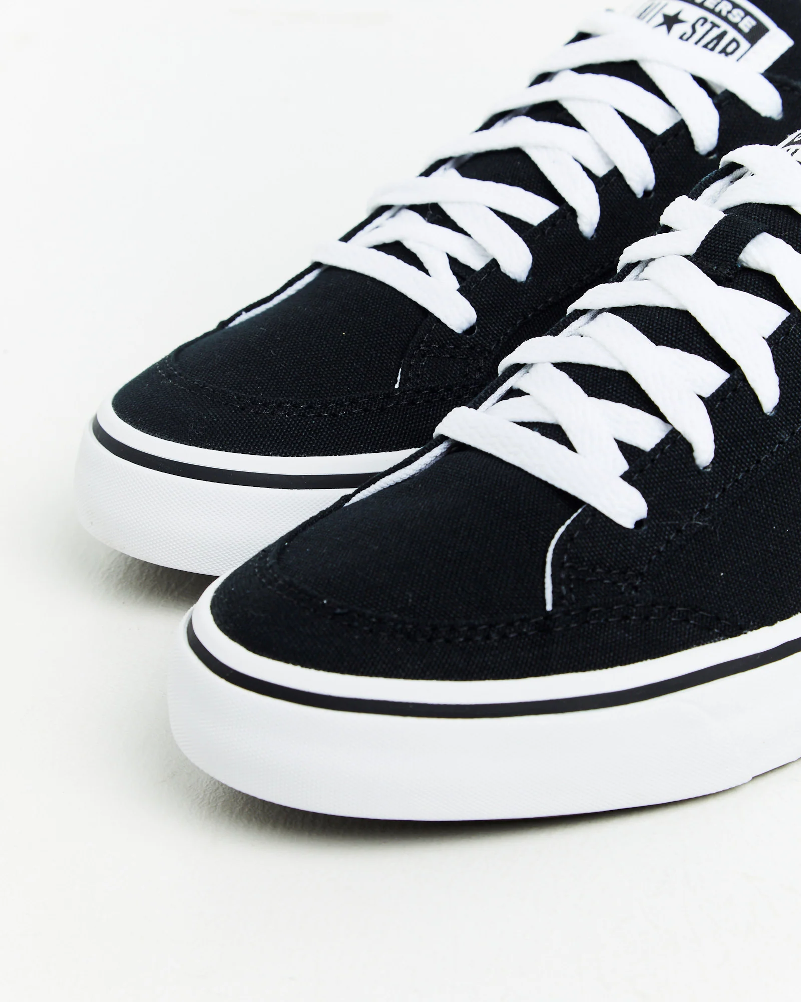 Tobin Canvas Ox Sneakers Black/White - Image 4