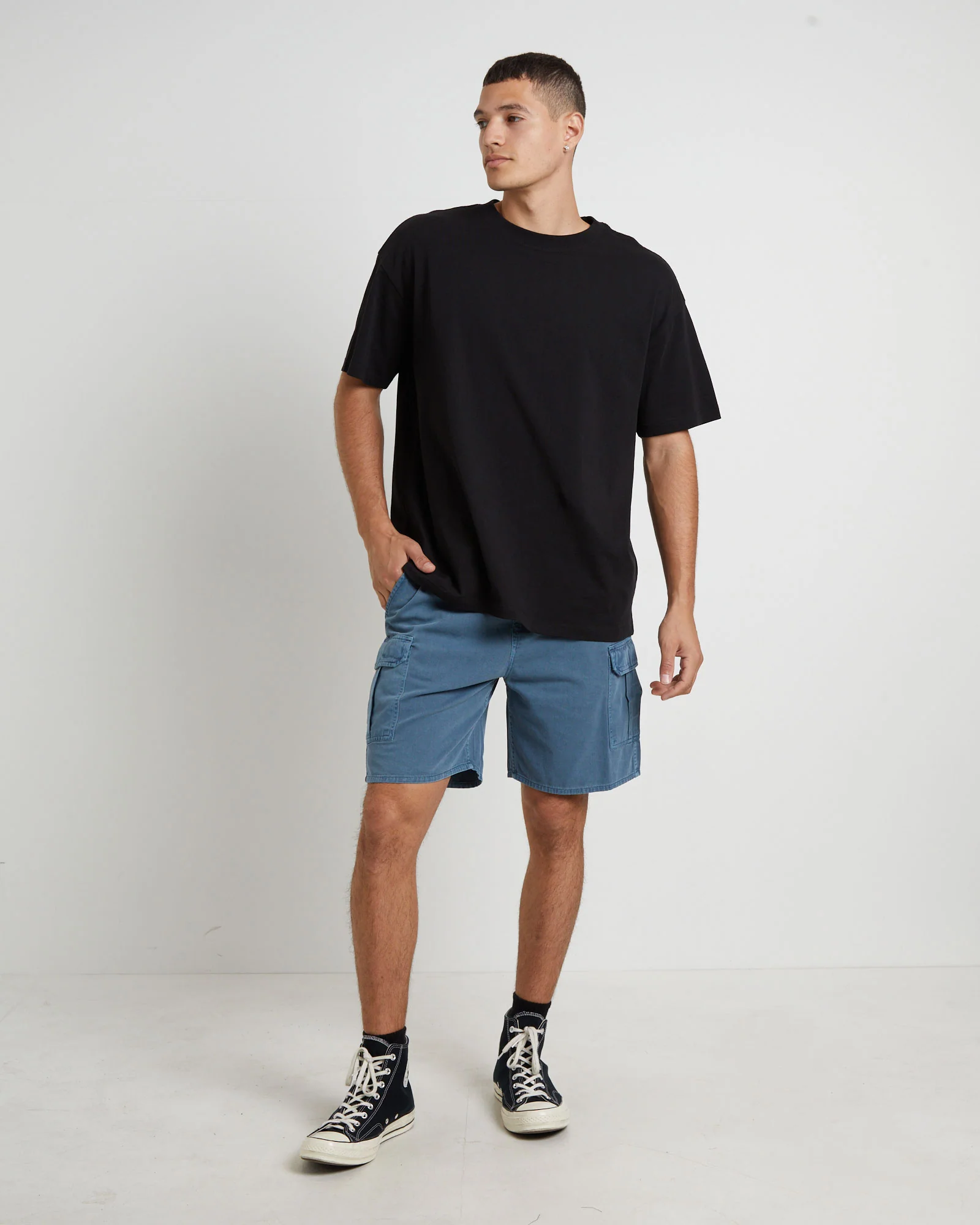 Tradie Cargo Short in Blue - Image 3