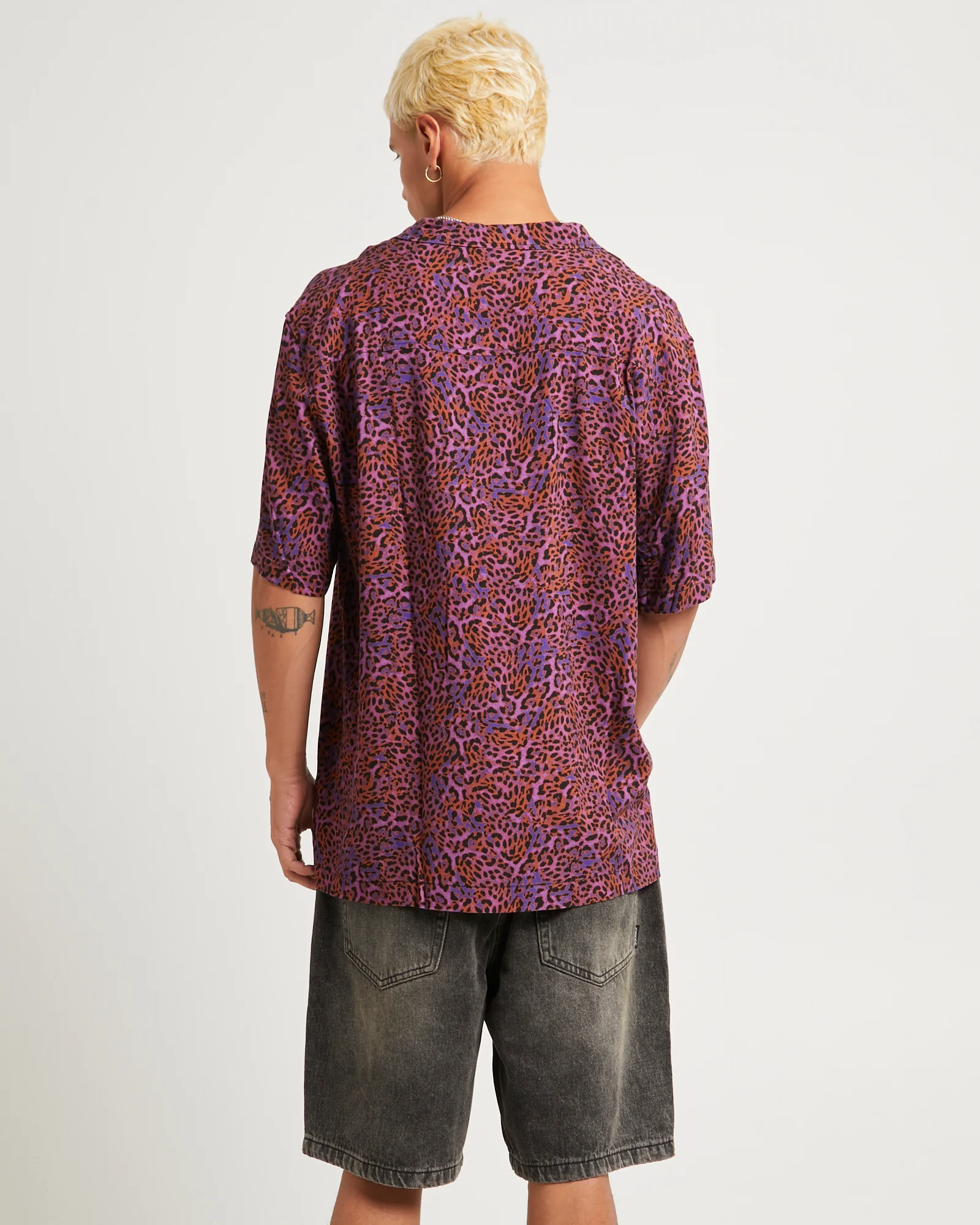 Trigger Short Sleeves Resort Shirt - Image 2