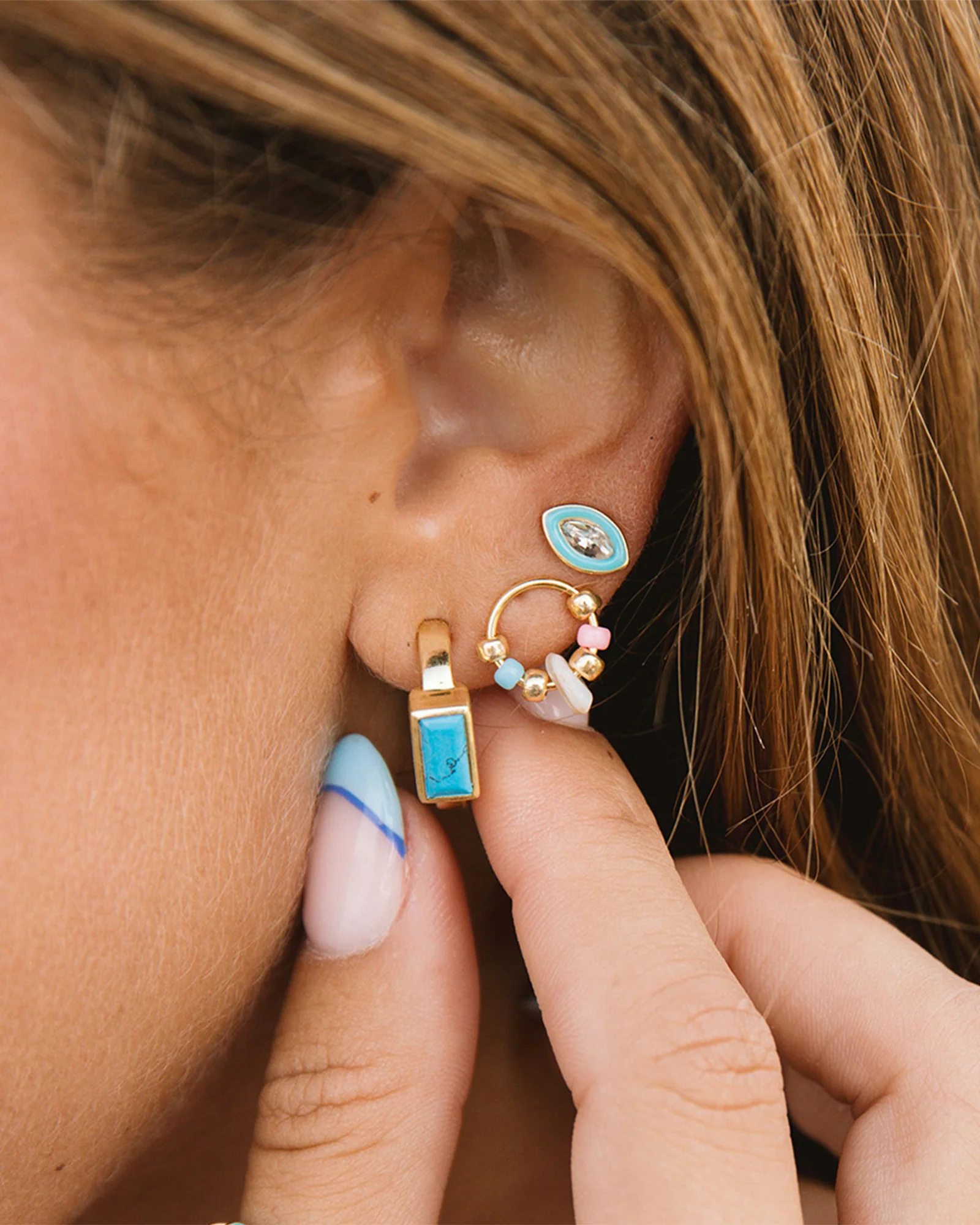 Tulum Hoop Gold Earrings - Image 3