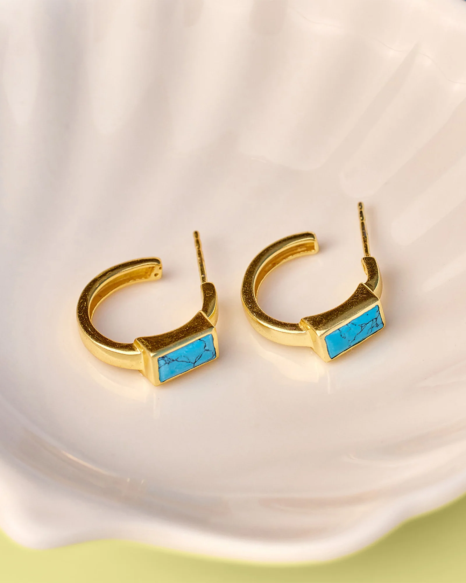 Tulum Hoop Gold Earrings - Image 4