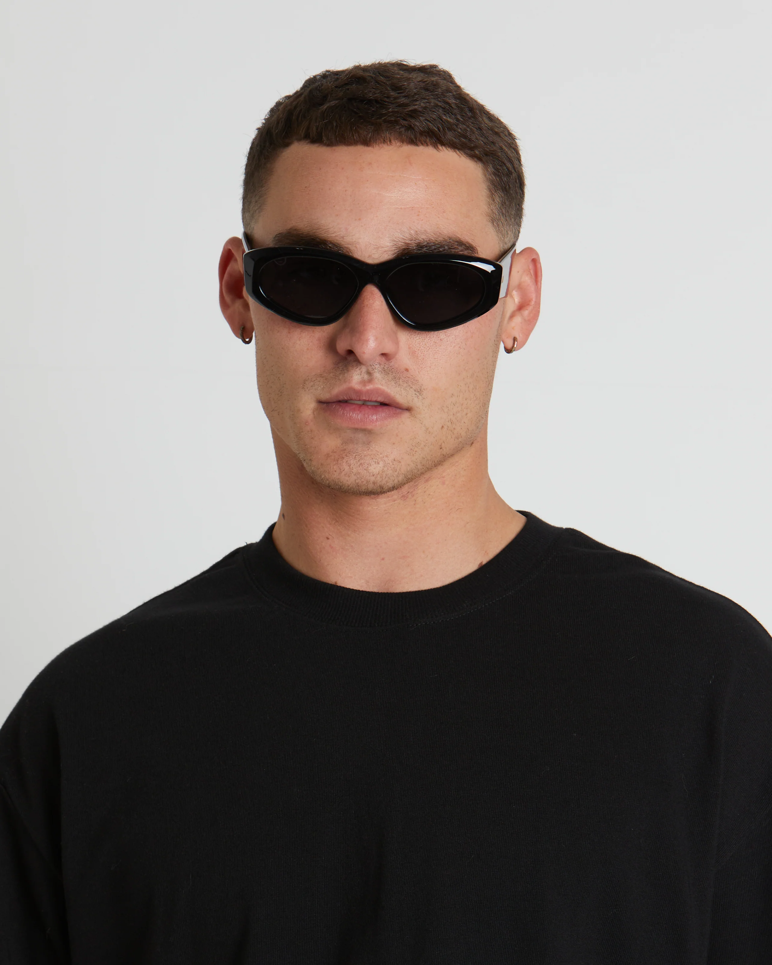 Under Wraps Sunglasses in Black/Smoke Mono - Image 3