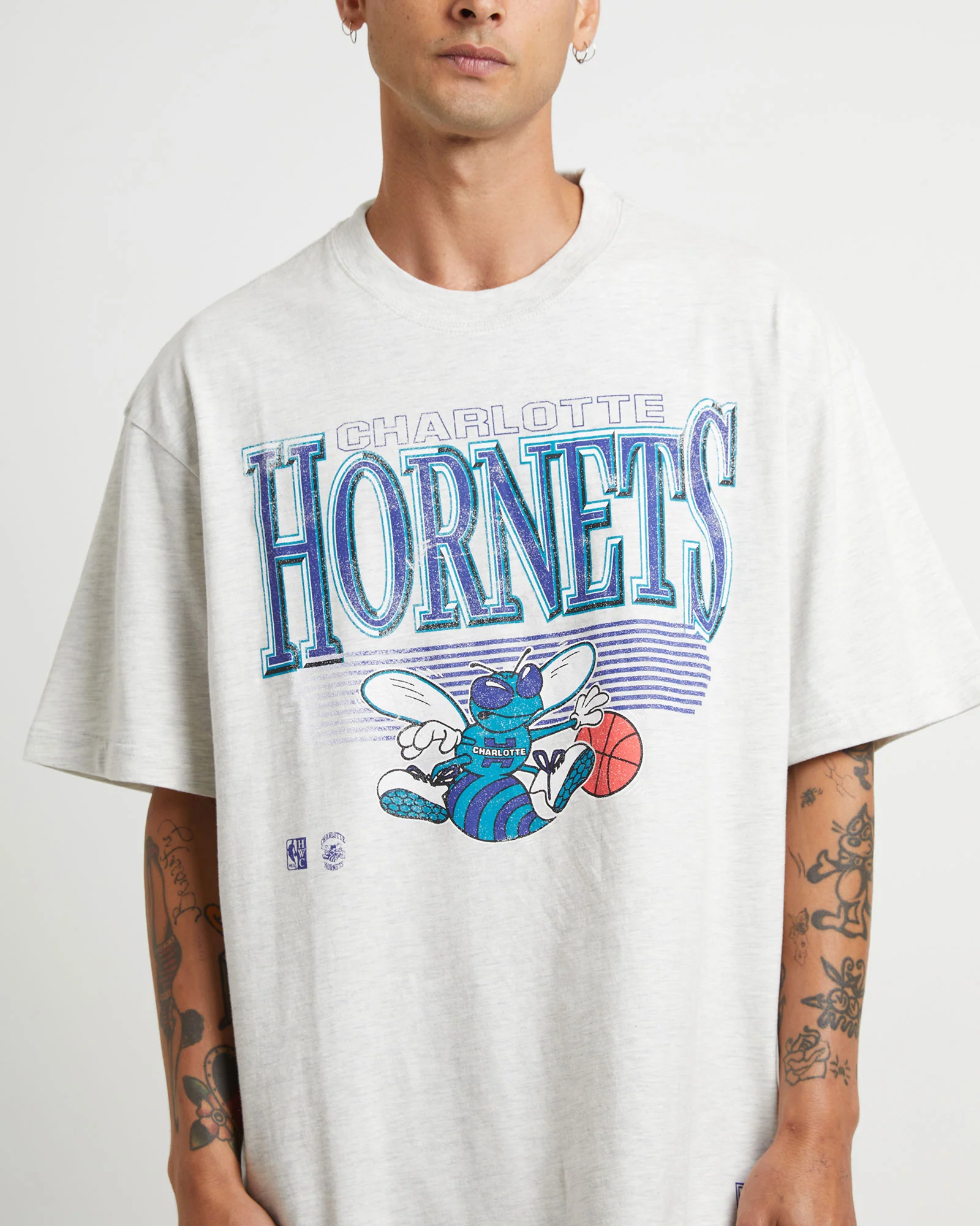 Underscore Hornets Short Sleeve T-Shirt in Silver Marle - Image 5
