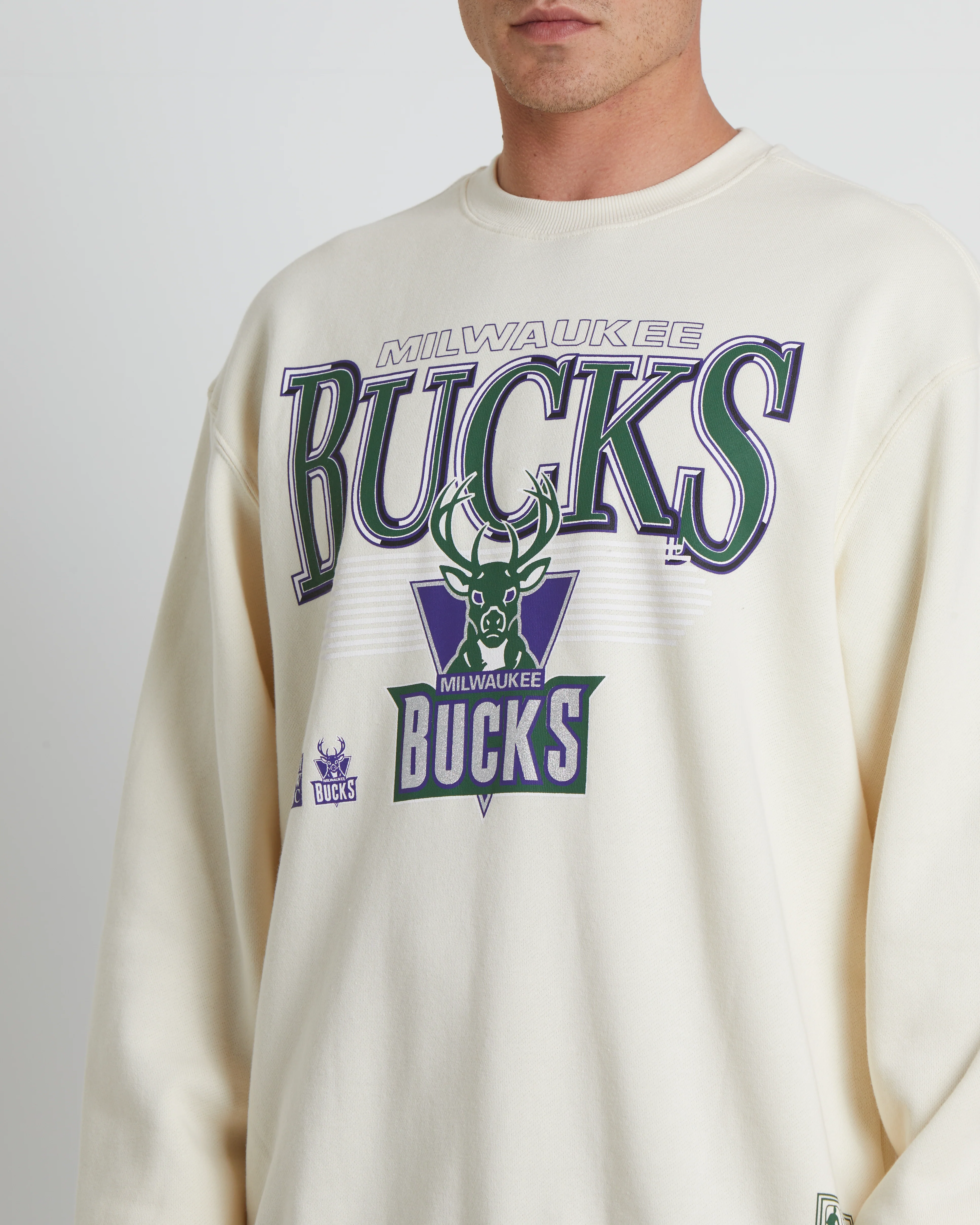 Underscore Milwaukee Bucks Crewneck Jumper in Unbleached White - Image 5