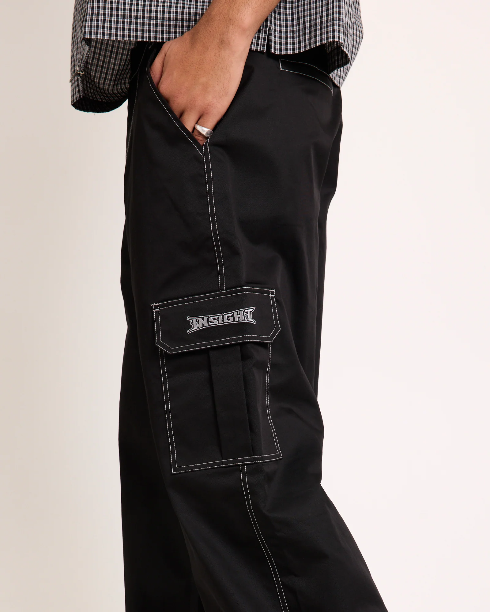 Union Super Loose Cargo Pants - Image 4