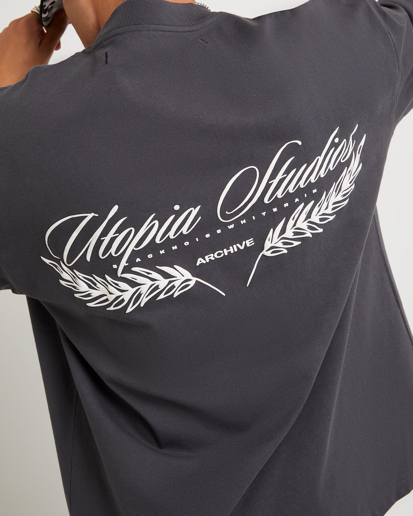 Utopia Crop Tee T-Shirt - Image 5