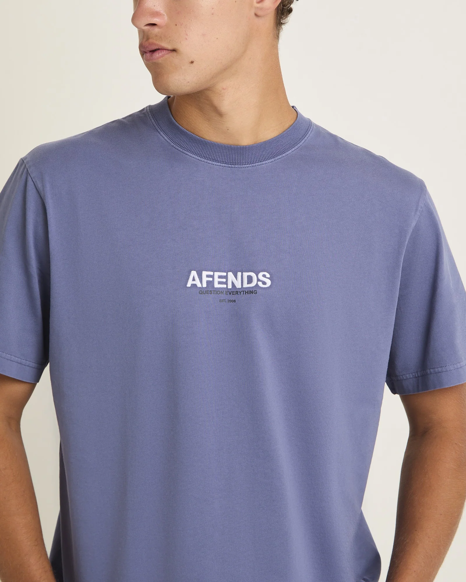 Vinyl Retro Fit T-Shirt - Image 5