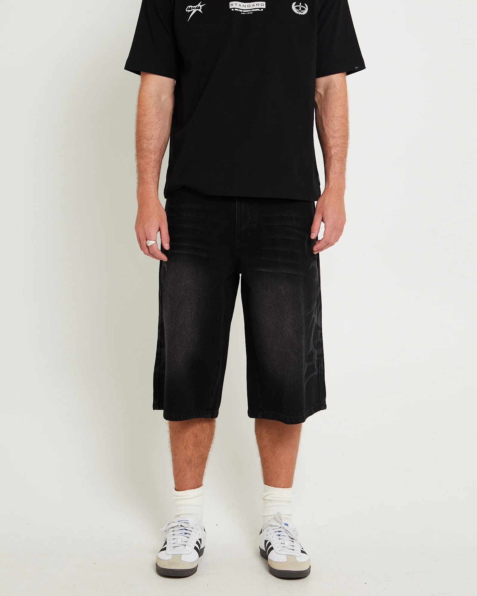 Visions Baggy Y2K Jorts - Image 4