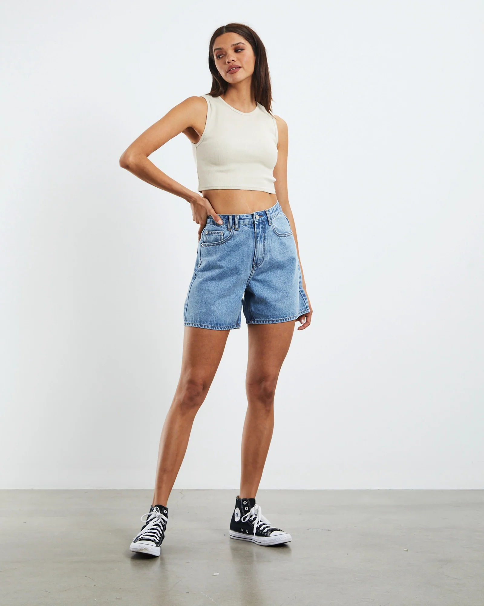 Vnie Vtage Clean Shorts - Image 4