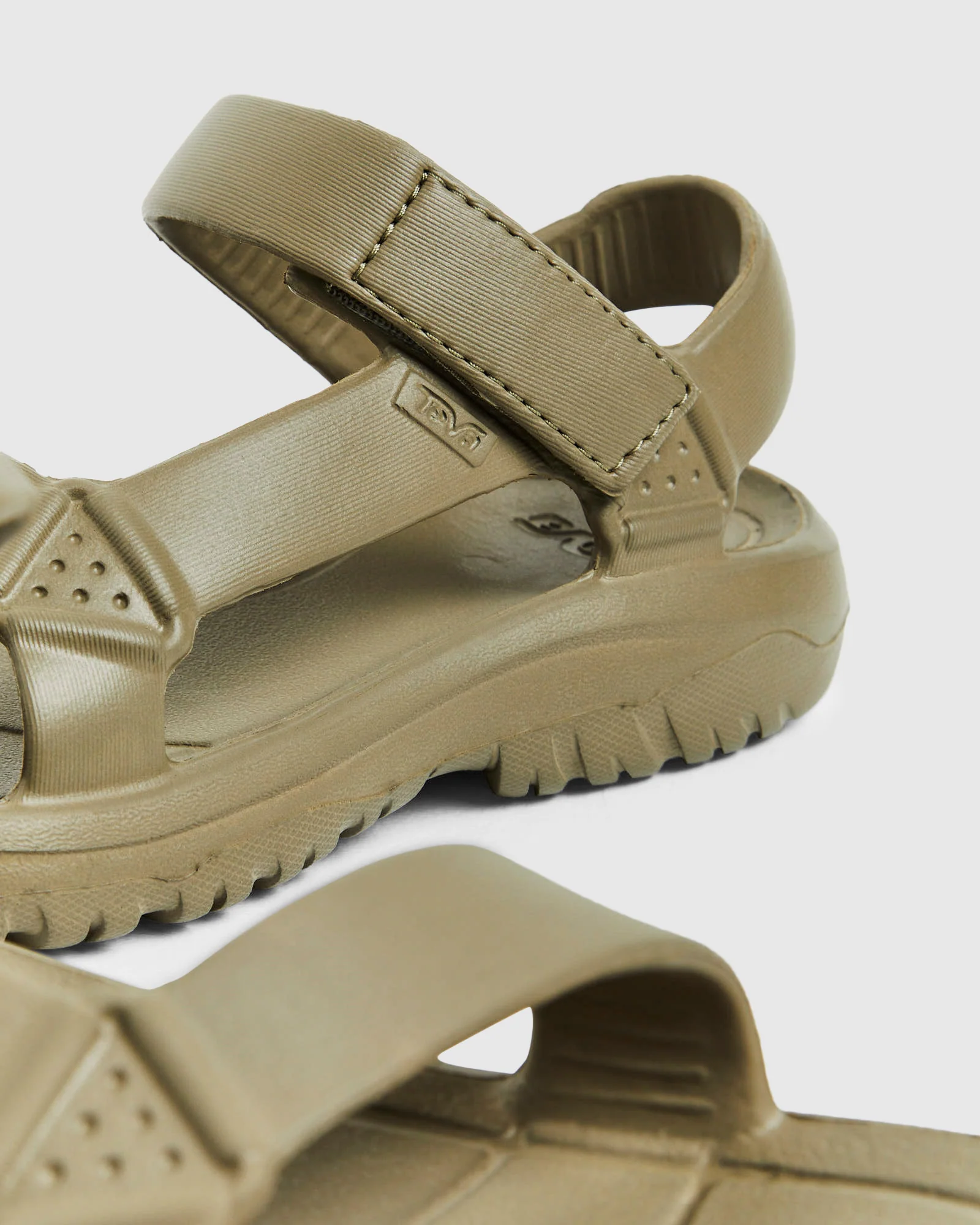 W Hurricane Sandals Drift Aloe Green - Image 6
