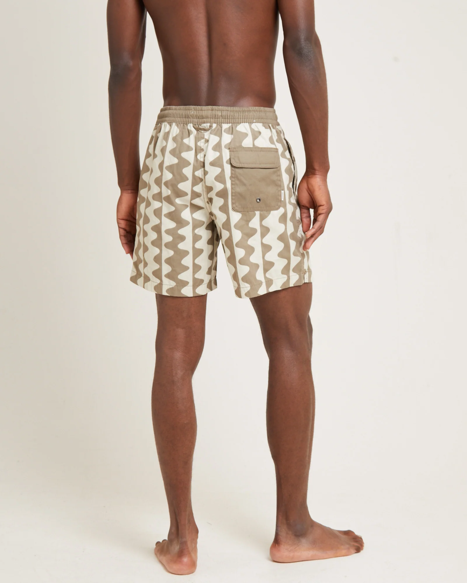 Wave 16" Volley Boardshorts - Image 3