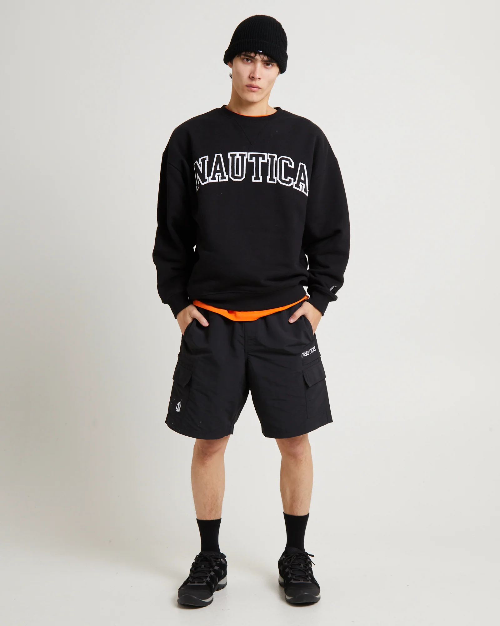 William Cargo Shorts in Black - Image 3