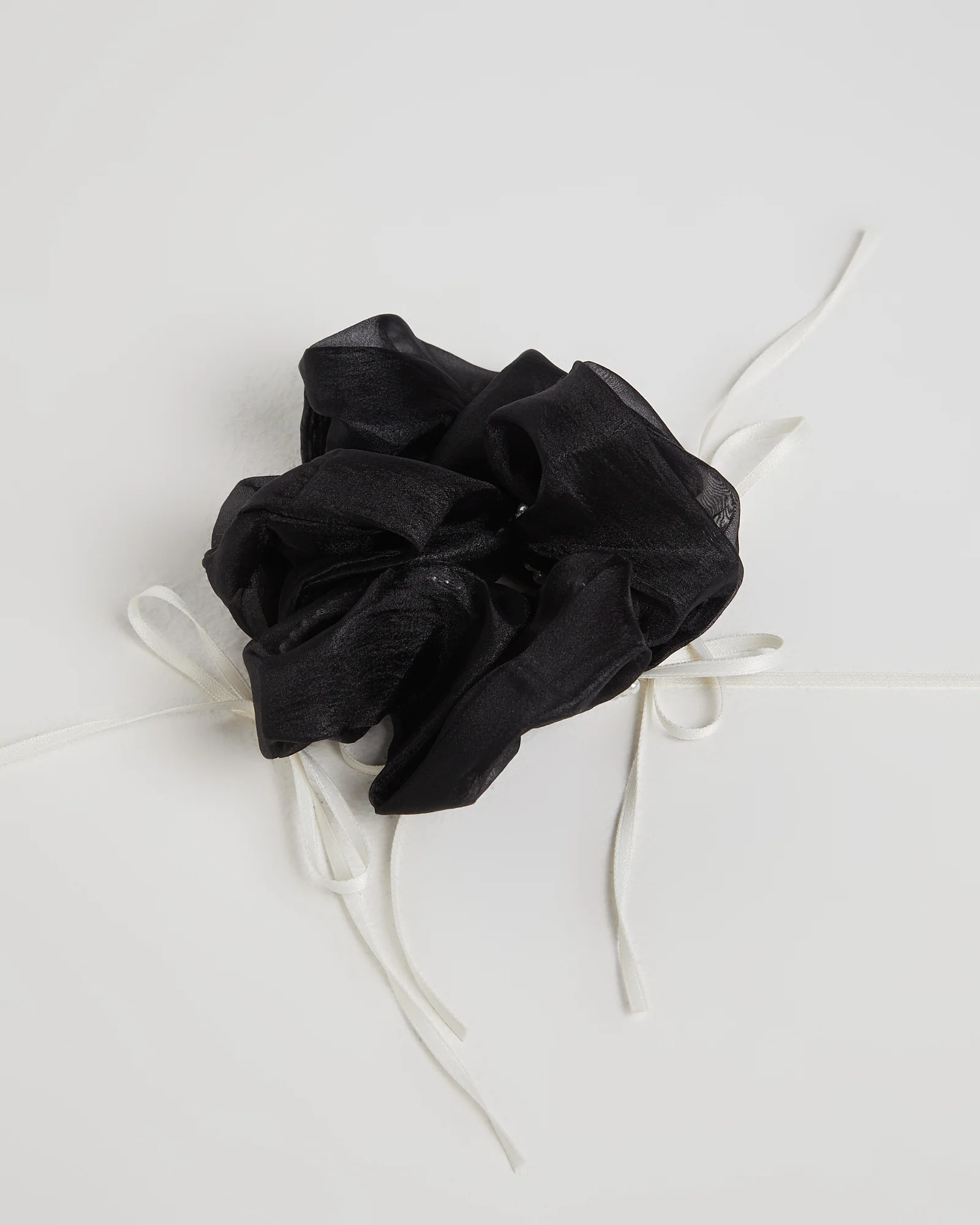 Willow Bow Scrunchie - Image 2