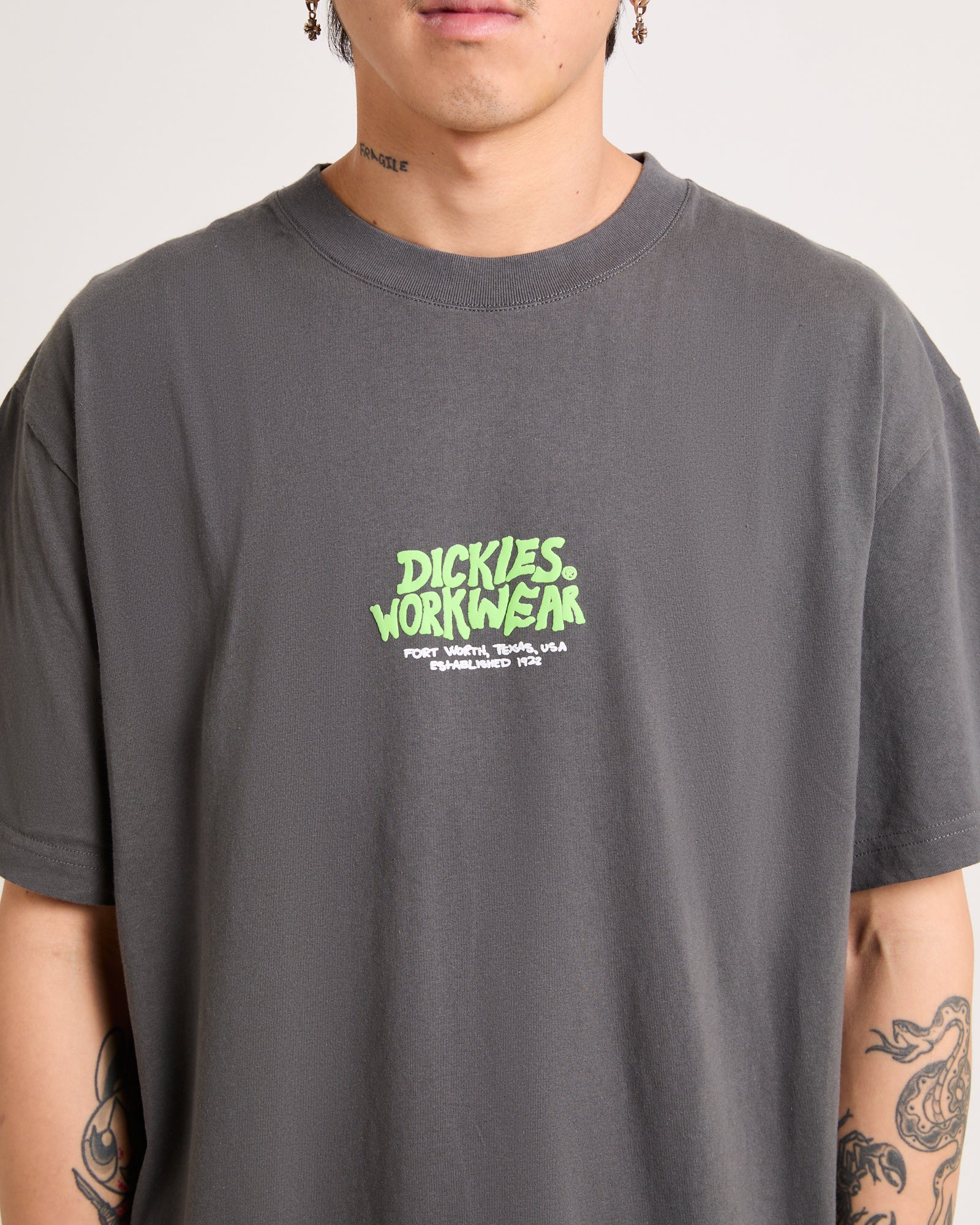 Workwear 330 T-Shirt - Image 5