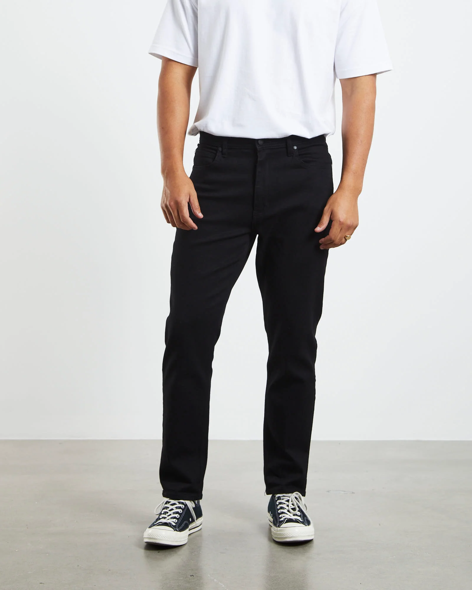 Z-Three Relaxed Denim Jeans - Image 5