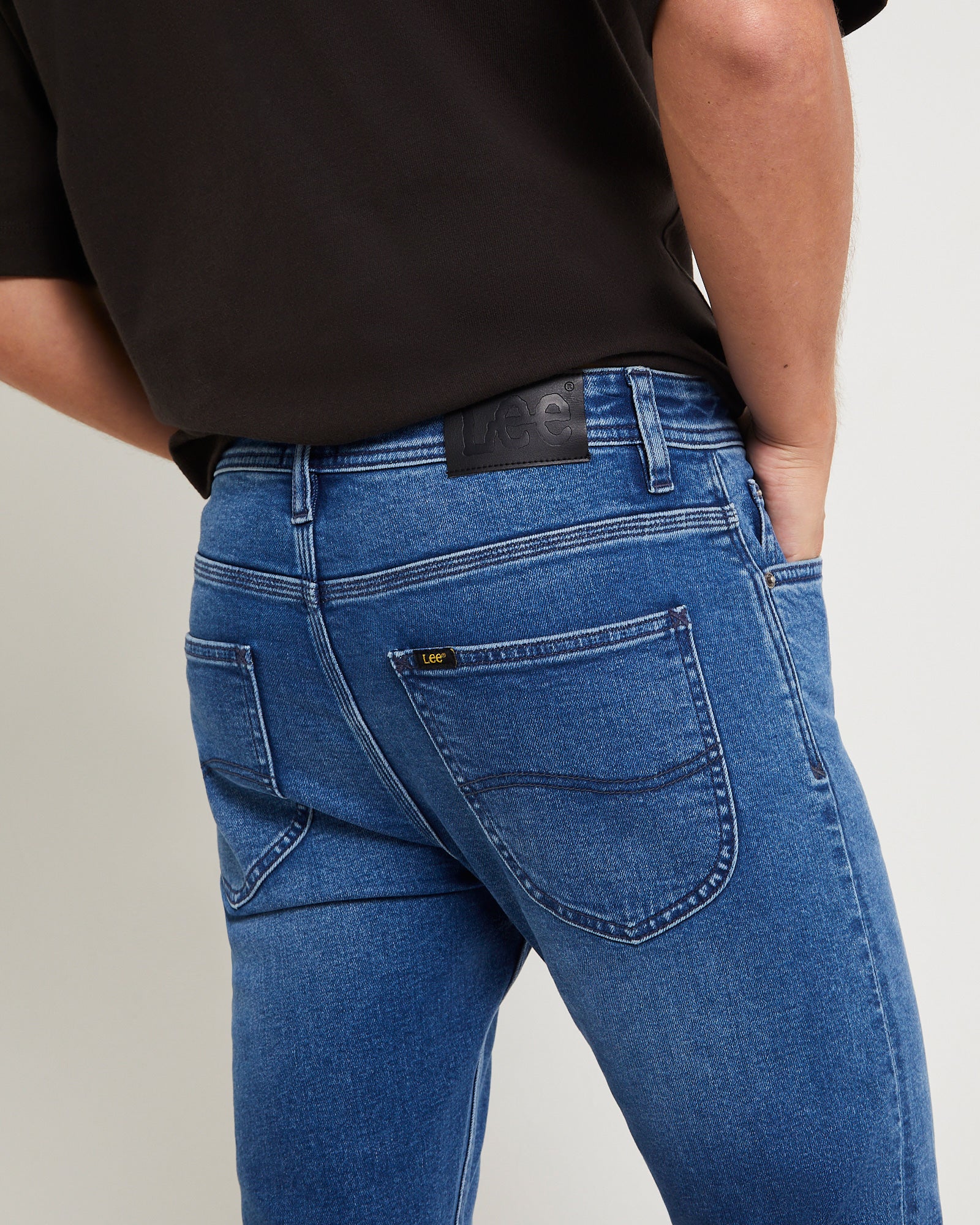 L-Three Relaxed Tapered Denim Jeans Maker Indigo - Image 5